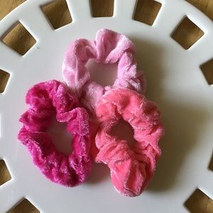 VSCO Girl Bundle of 3 Velvet Pink Hair Scrunchie
